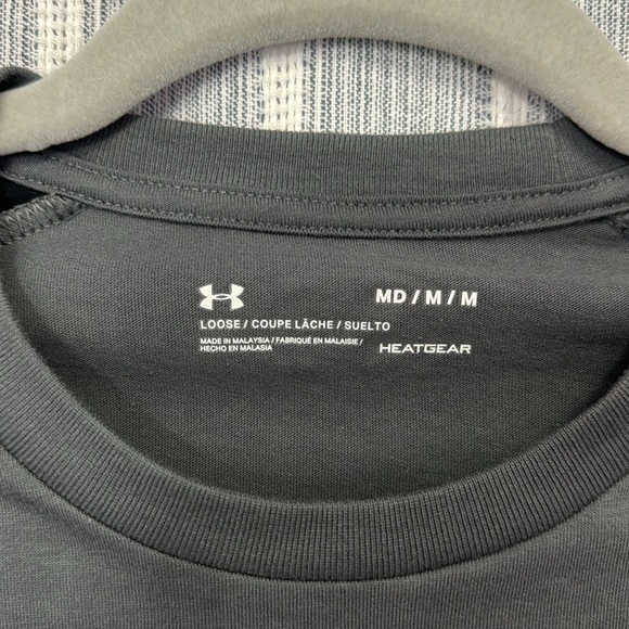 Under Armour heat gear. Ladies 3/4 sleeve shirt. - Picture 2 of 2